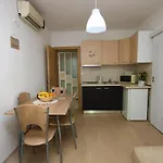 Nina 公寓
