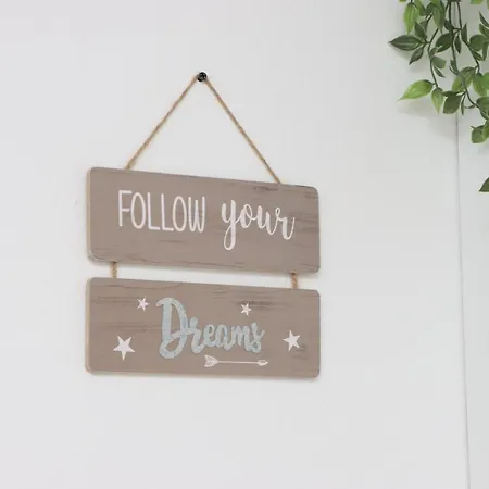 Nina * ツァヴタット